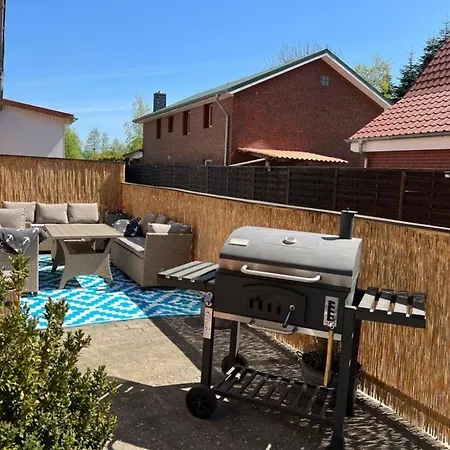 Tolles In Norderende Mit Terrasse, Gemeinschaftlichem Pool Und Grill Apartmán Bulkau