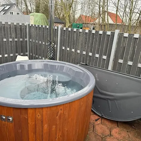 Apartmán Tolles In Norderende Mit Terrasse, Gemeinschaftlichem Pool Und Grill